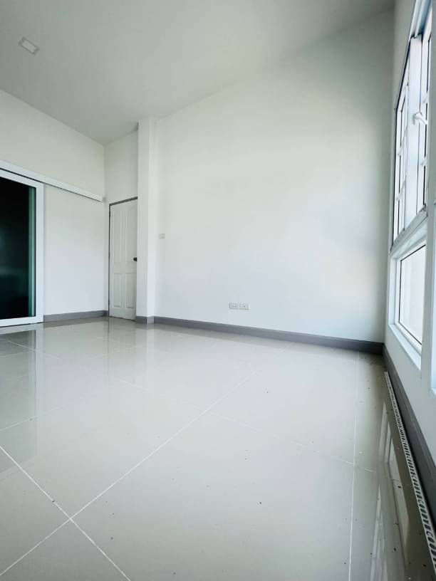 ขายโครงการบ้านมือ 1 โครงการเลควิลล์วิลเลจ หนองซำซาก บ้านบึง  ภาพที่ 8